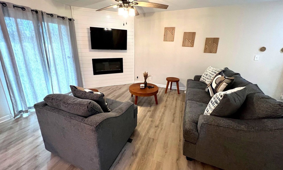 Westminster Villa | Hartwell Nest 25 mins to Clemson Next to Lake