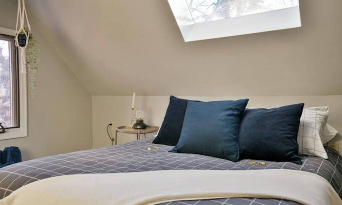 Winnipeg House | Hidden Urban Oasis Fabulous location close to restaurants, retail