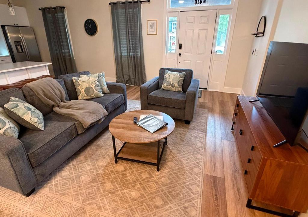 Wilmington House | Historic, Full-reno, Downtown from Night Scene and Venues