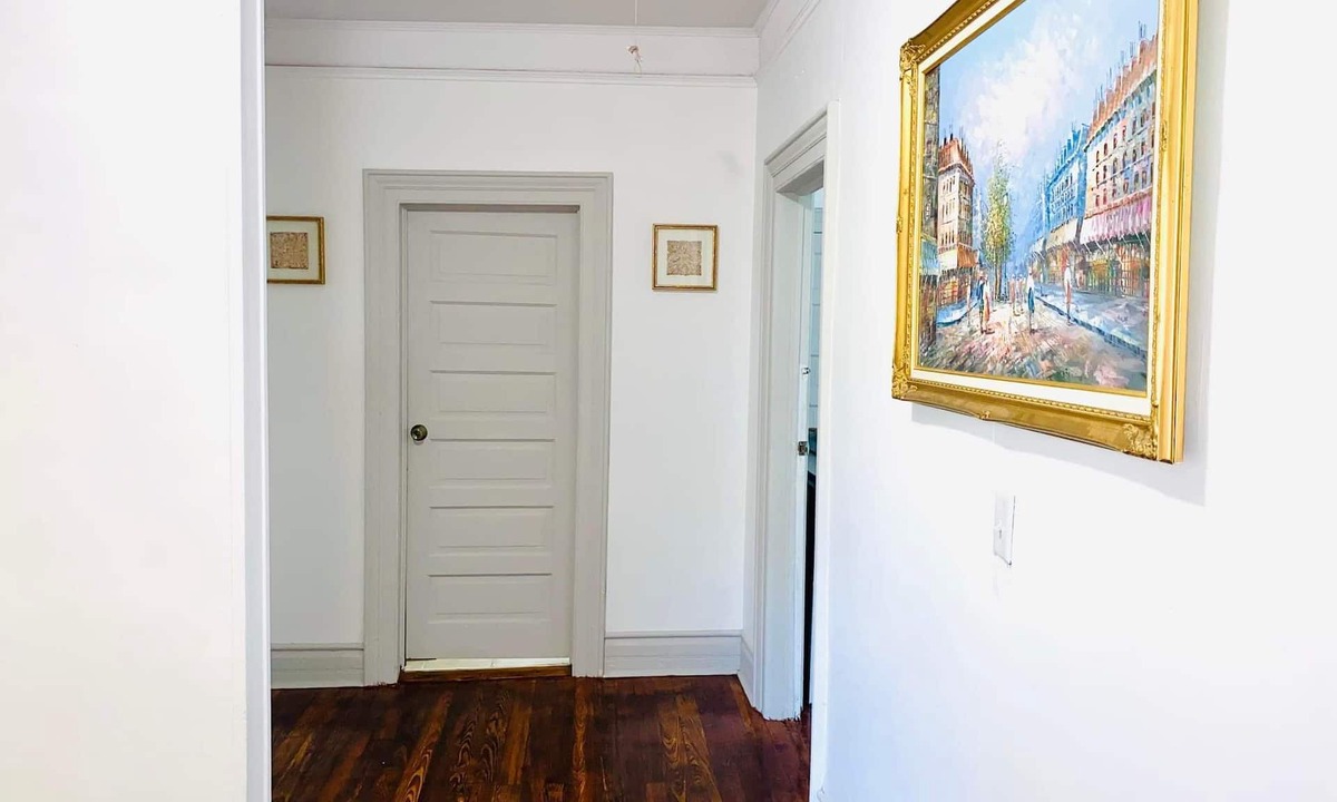 Summerville Apartment | Historic Retreat on Central Ave (2bedroom)