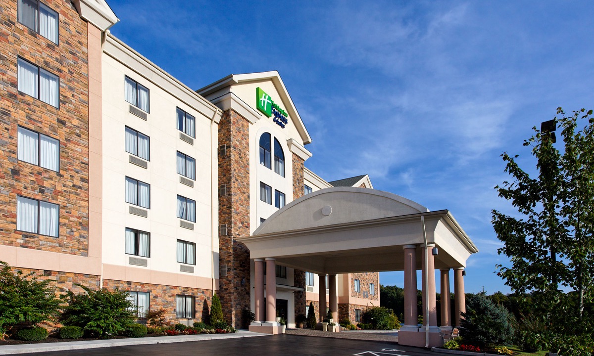 Kingsport Hotel | Holiday Inn Express Hotel & Suites Kingsport-Meadowview I-26, an Ihg Hotel