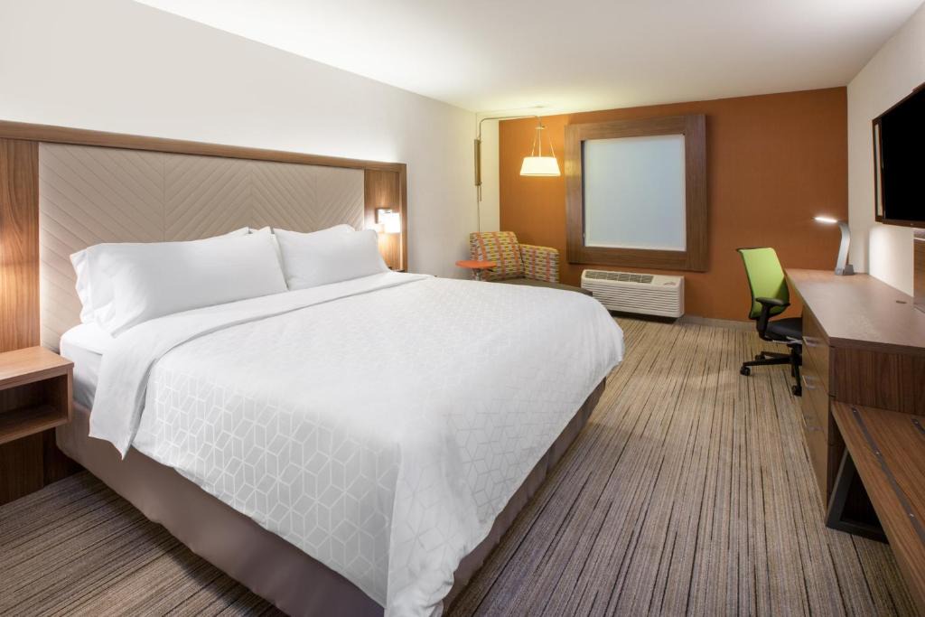 Richburg Hotel | Holiday Inn Express & Suites Richburg by IHG
