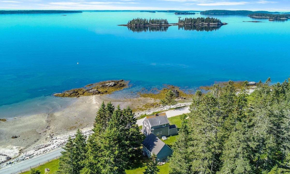Deer Isle House | Island View Cottage - NEW! Waterfront Home in LDI