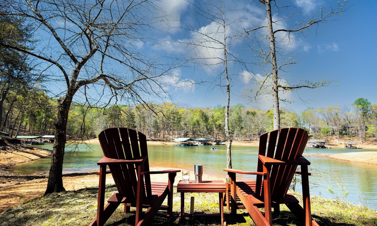 Lavonia House | Lake Hartwell House - Beach Your Boat - Sleeps 12 + Theater & Game Room