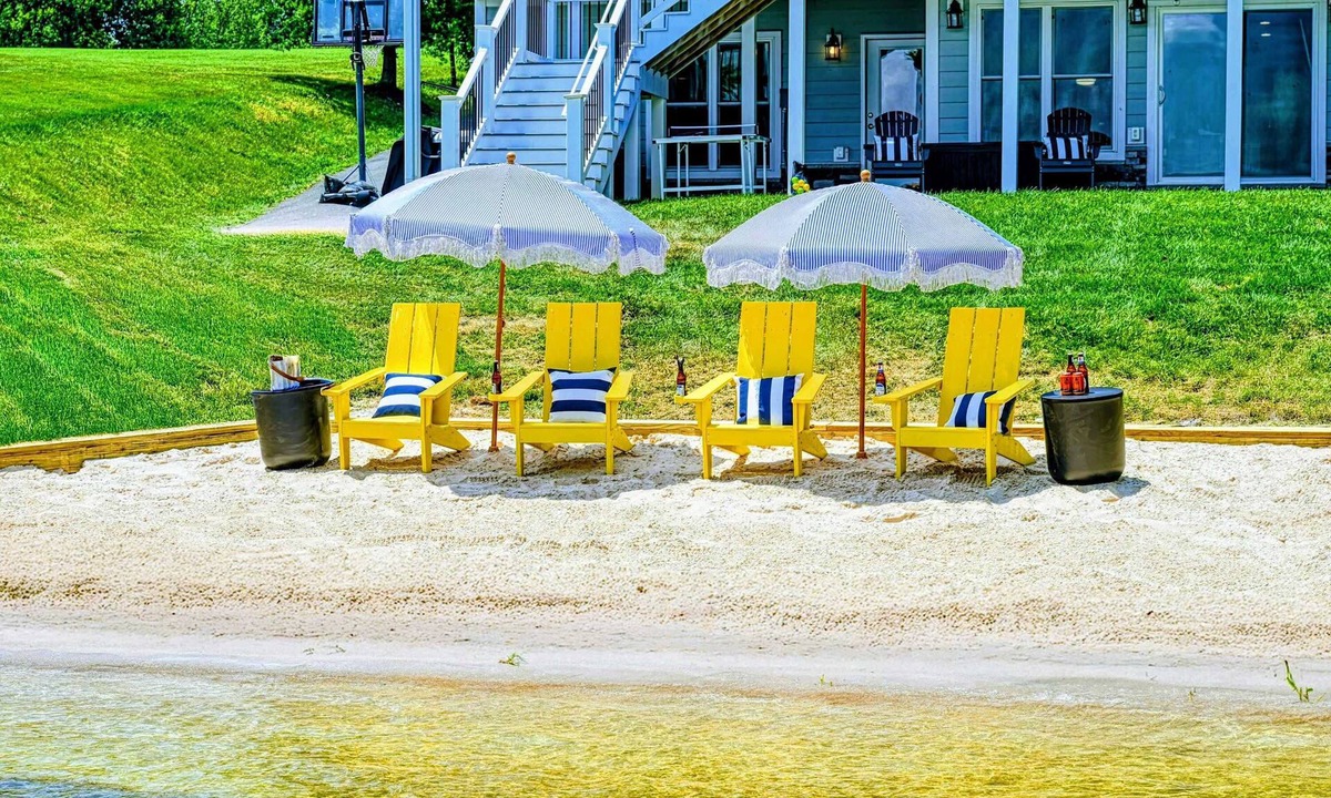 Mineral House | Lakefront Lake Anna, Boat Dock, Deck Views