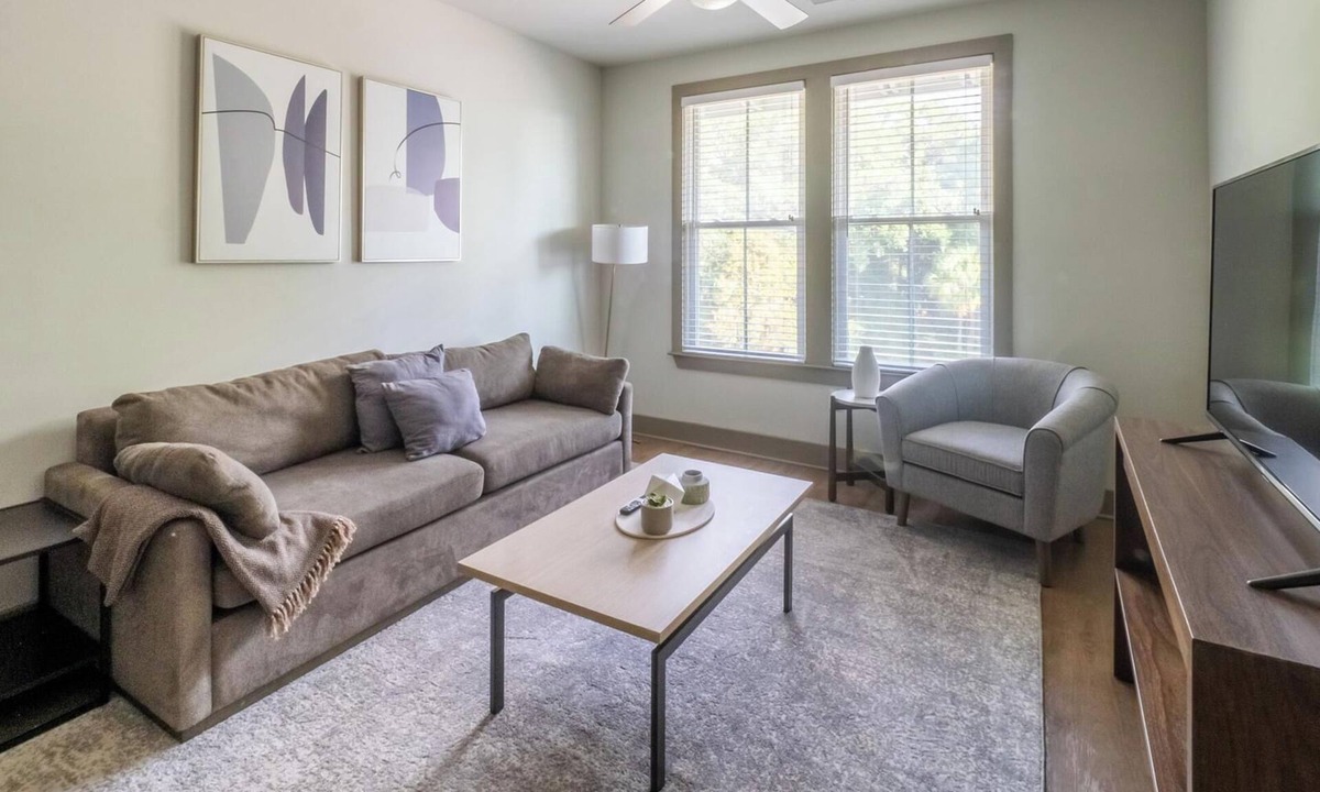 Charleston Apartment | Landing | Amazing 1BD, Gym, Clubhouse