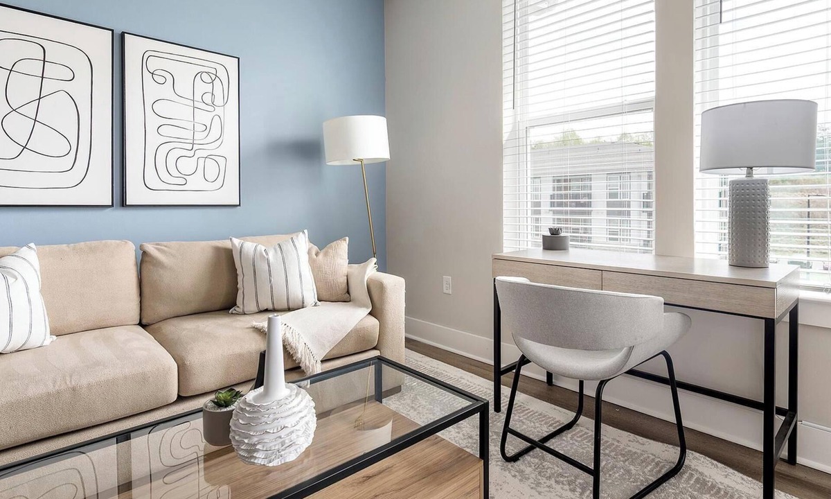Hickory Apartment | Landing | Incredible 2BD, Gym, Clubhouse
