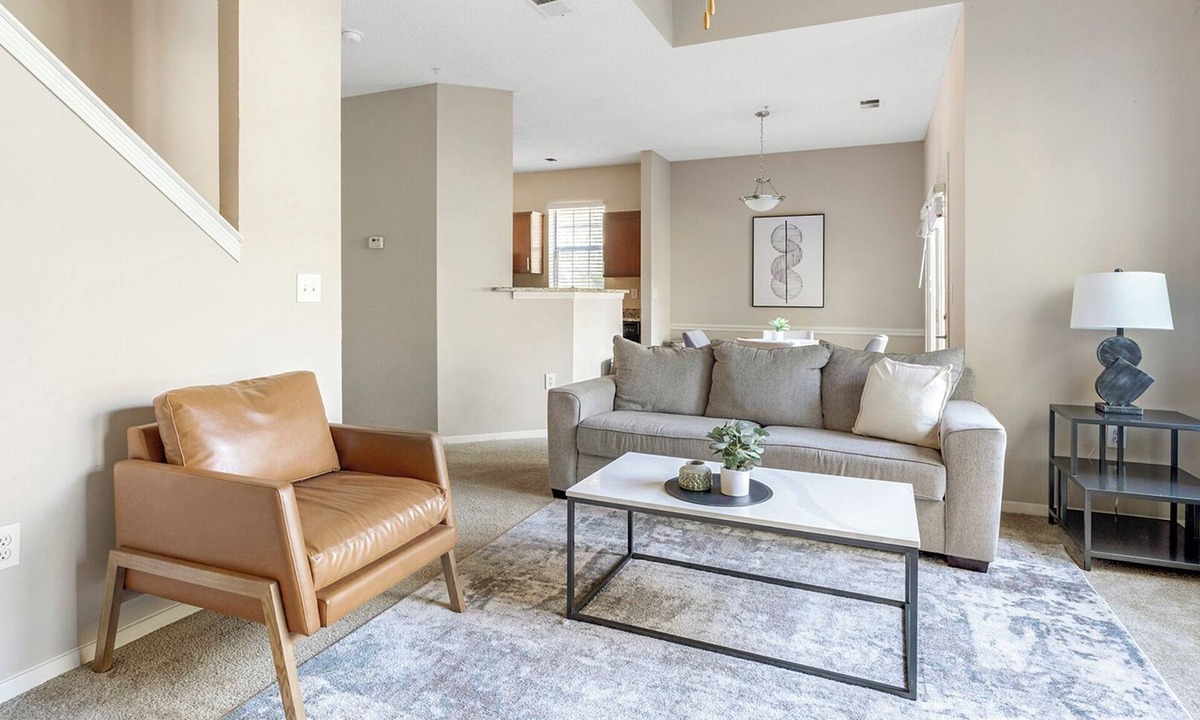 Germantown Apartment | Landing | Spectacular 3BD, Pool, Gym