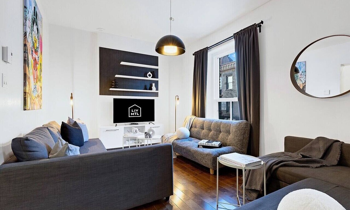 Plateau Mont Royal Apartment | LiV MTL Chic Spacious 4BR Rooftop Suite Near Downtown Montreal