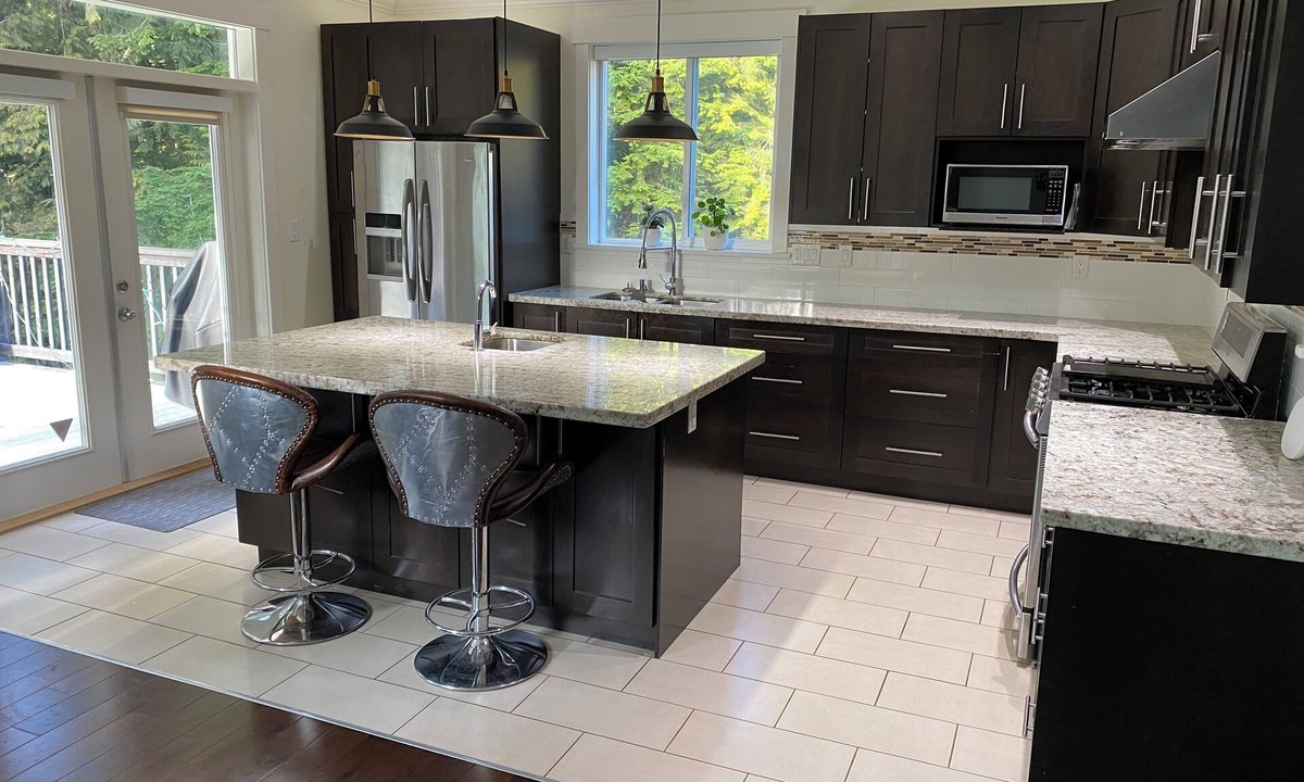 Anmore House | Luxury Lake Retreat w/Central AC & 7 person Hot Tub