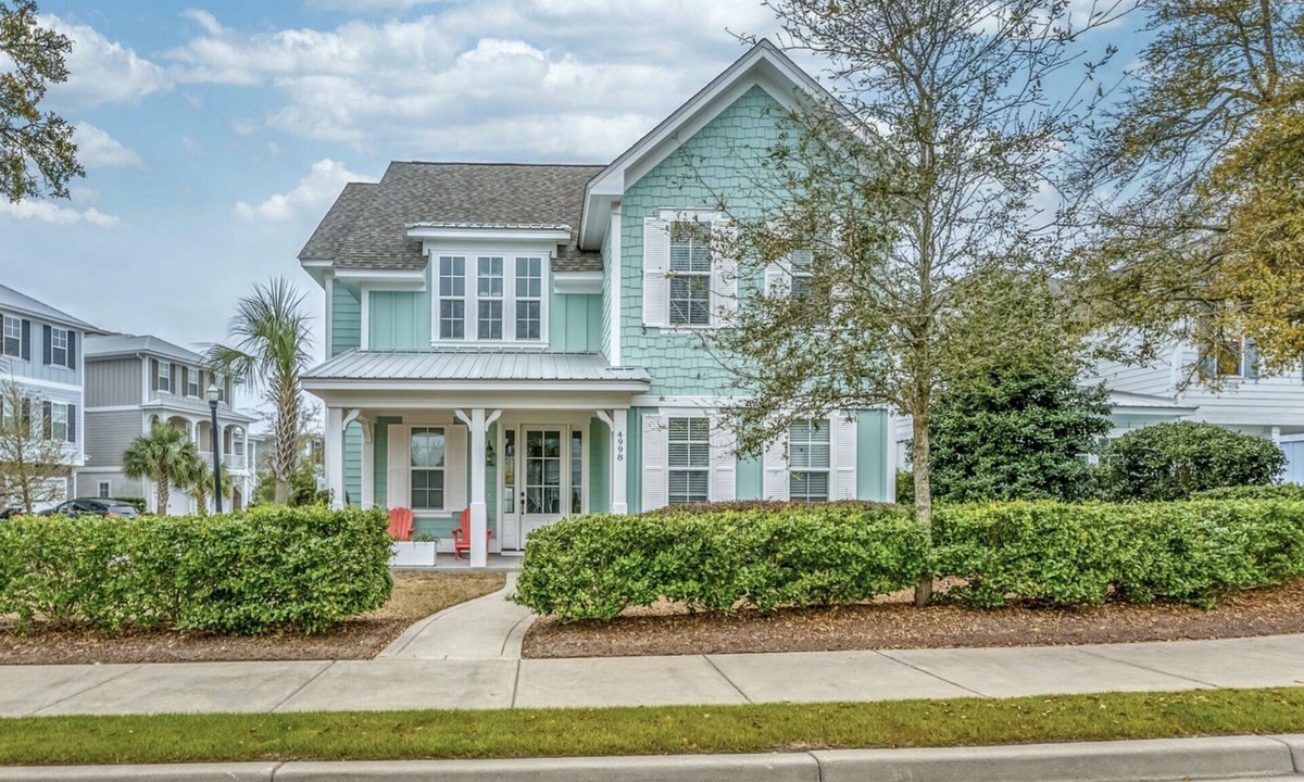 Windy Hill House | Luxury North Beach Resort home w/pool, master on main, 2 min walk to beach