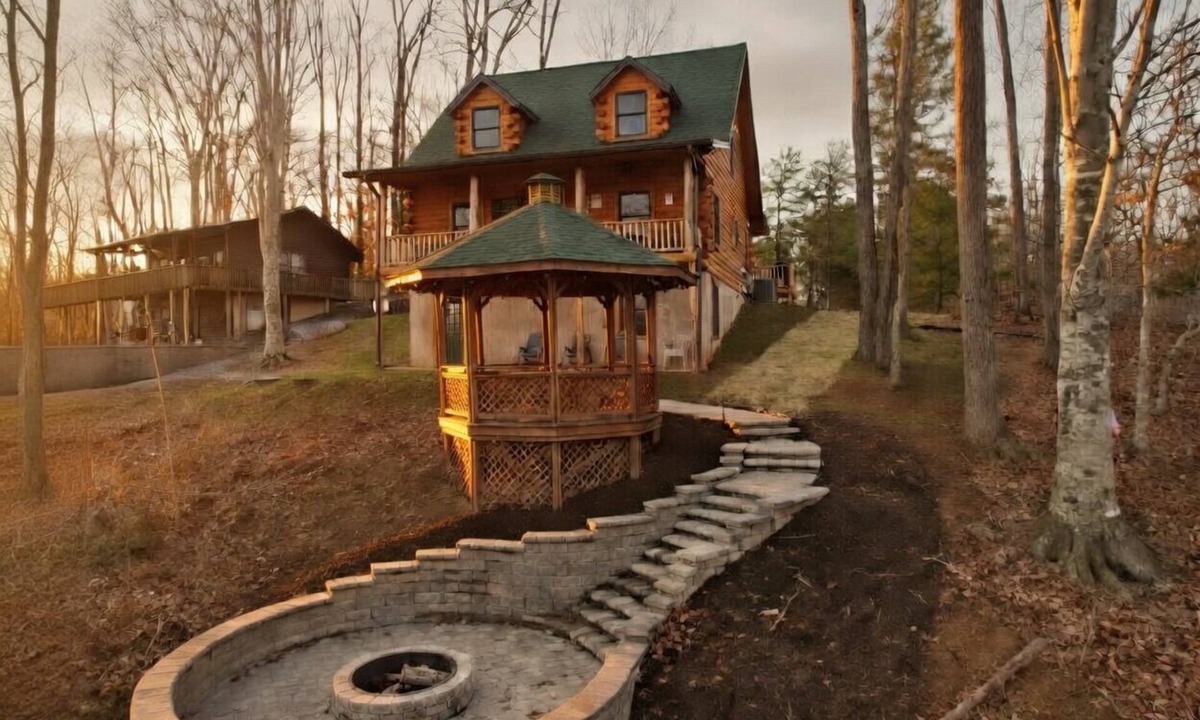 Union Hall Cabin | Main Channel Lots of Water. Escape to The Getaway at Pine Haven — a spotless log cabin on Smith Mountain Lake where every bedroom has its own en-suite bath. Enjoy lake views, a stocked kitchen, fire pit, pool table, and dock access.