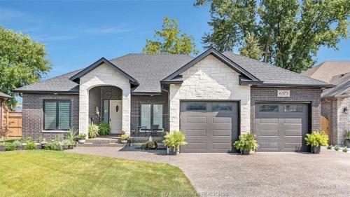 LaSalle Apartment | Matchette Manor - Luxury Hideaway Flat - Lasalle