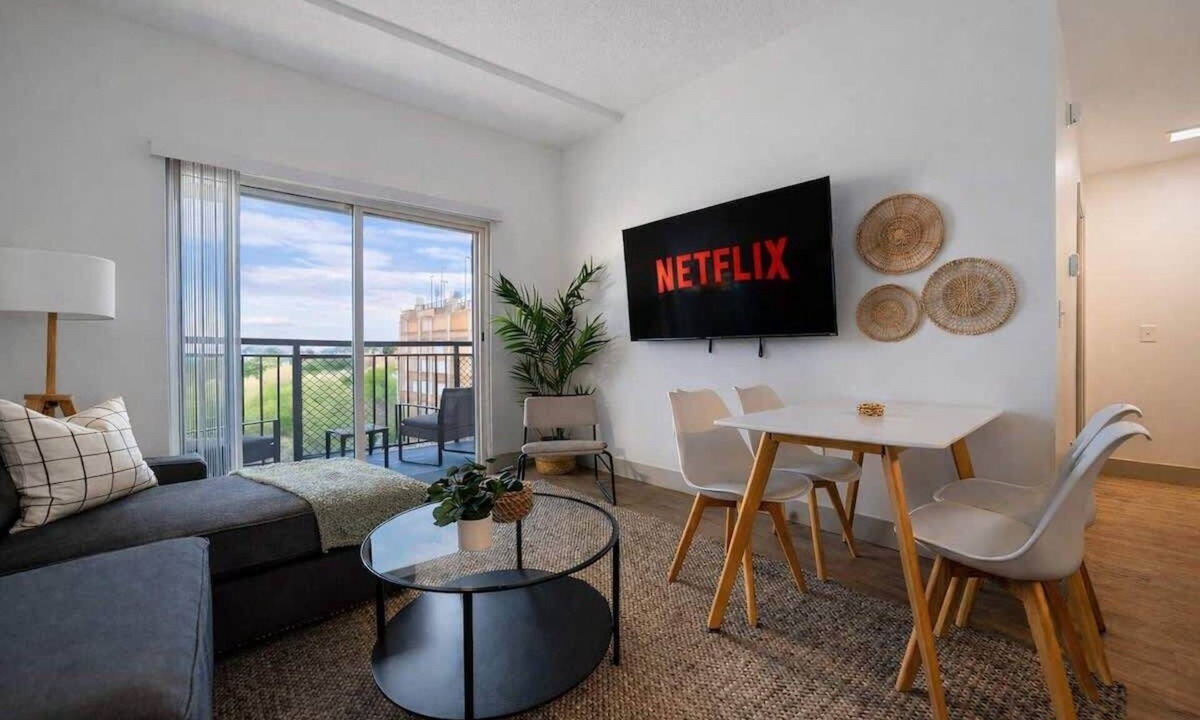 Charlotte Center City Apartment | Modern 4BR with Balcony and City Skyline Views
