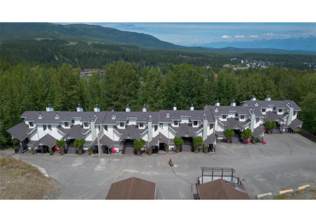 East Kootenay House | Mountain Edge 1020 our Holiday Home