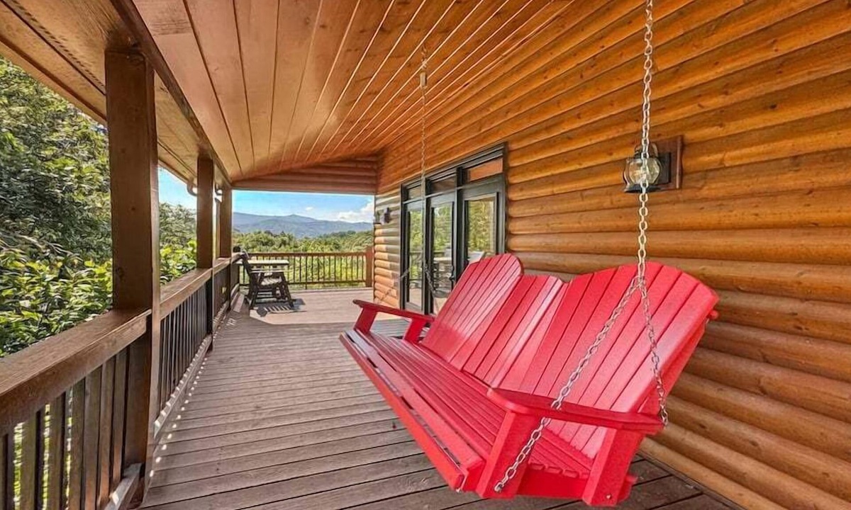 Foxfire Estates Cabin | Mountain Solace - Pet Friendly | Hot Tub | Shuffleboard and Arcade Games
