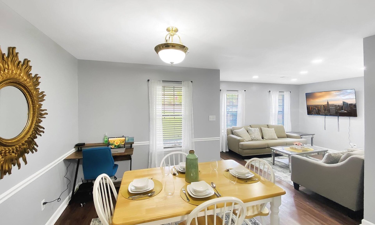 Martinez House | NEW! Renovated Home - 10 Min to Augusta Downtown!