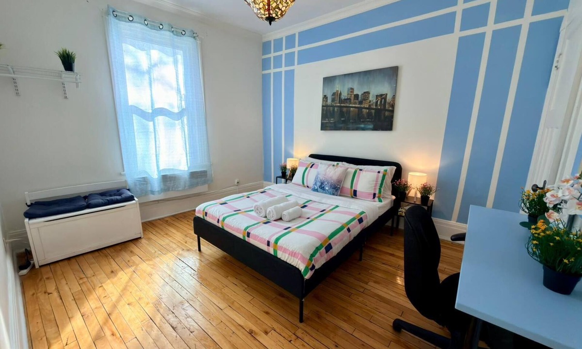 Cote-Des-Neiges—Notre-Dame-De-Grace Apartment | Newly renovated unit