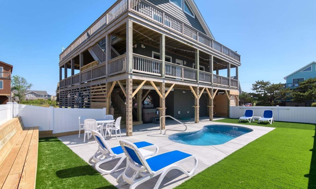 South Nags Head House | OCS2 HeatedSalt-WaterPool,Hot Tub,Steps to Beach