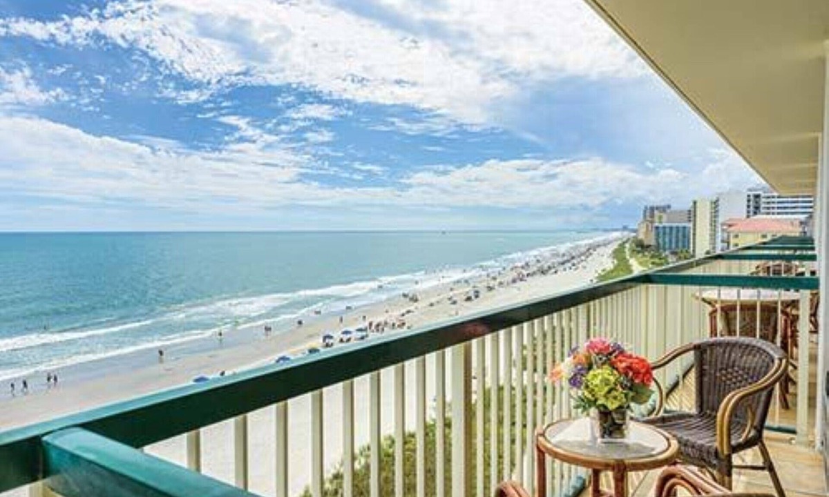 Crescent Beach Resort | One Bedroom Ocean View Luxury Condo, Myrtle Beach, South Carolina (1890879)