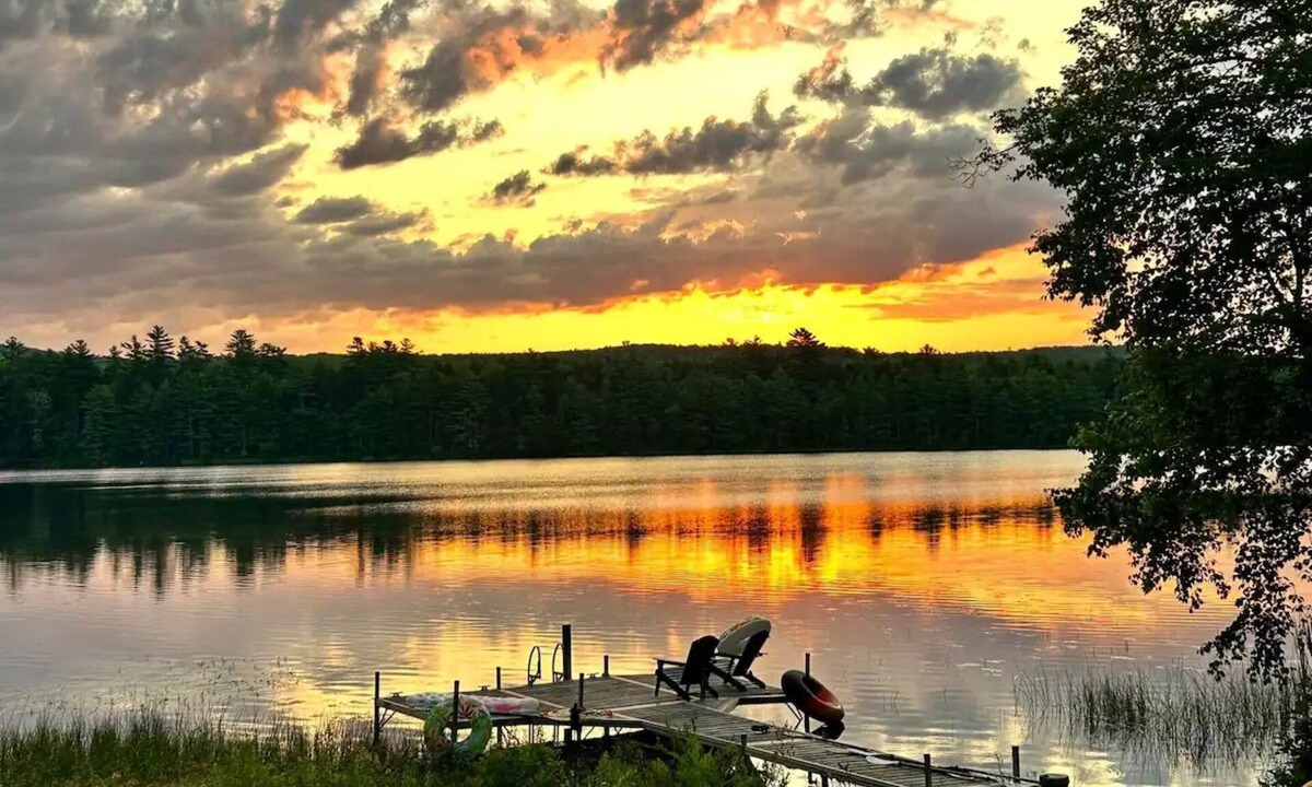 Lincolnville House | OUTLANDERS ON PITCHER - Town of Lincolnville - Pitcher Pond