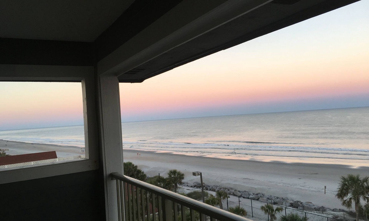 Myrtle Beach Condo | PANORAMIC TOP FLOOR OCEANFRONT ESCAPE WITH SPECTACULAR BEACH VIEWS-BOOK NOW!