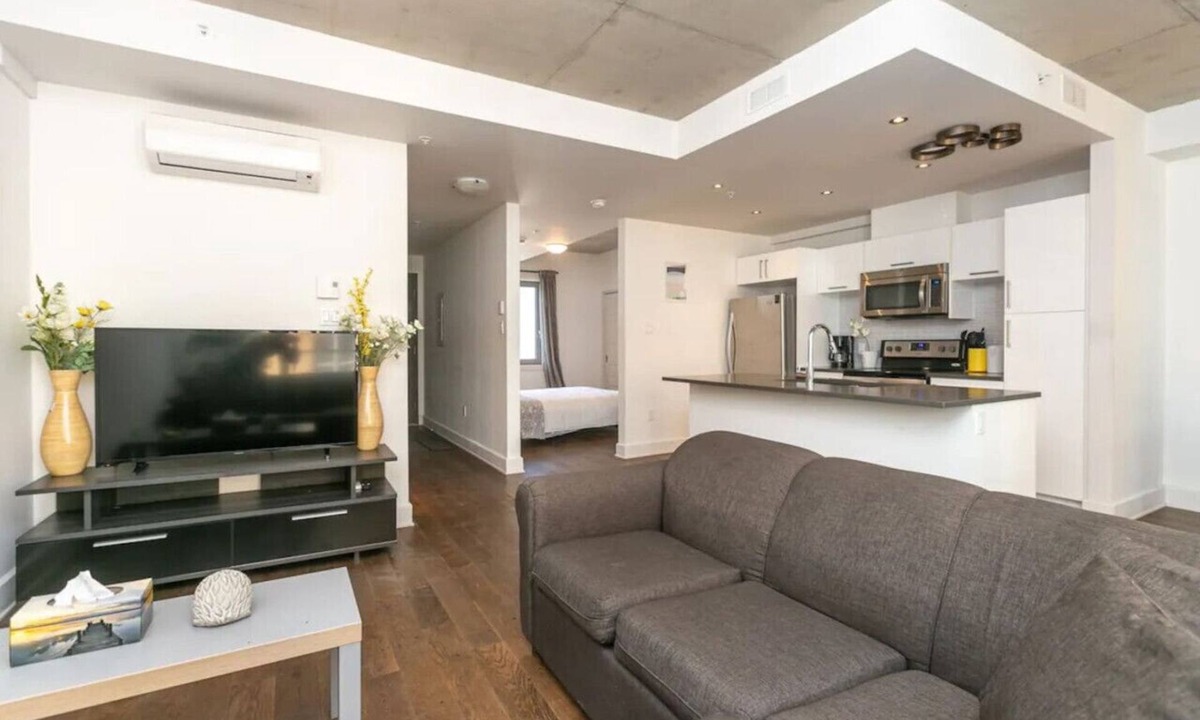 Quartier des Spectacles Apartment | Place-Des-Arts 1-Bedroom Condo