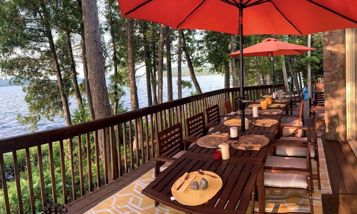 Nipissing Township House | Private Island Getaway for Family and Group Glamping on Edge of Algonquin Park, Ontario