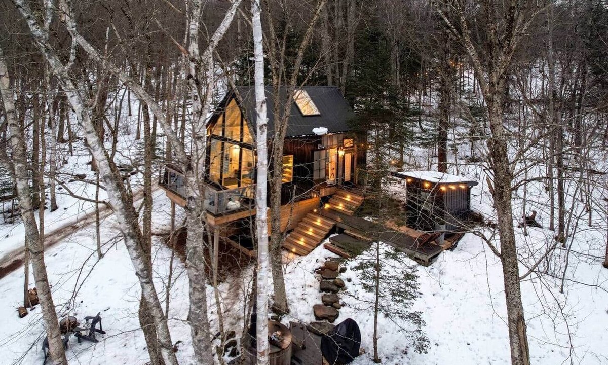 Hampstead House | Private Lakefront Nordic Spa @Tides Peak
