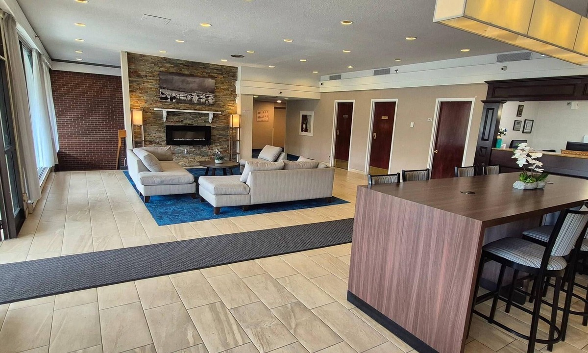 Sydney Hotel | Quality Inn & Suites