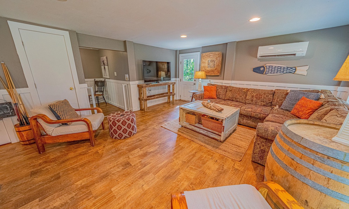 Sea Scape Apartment | Quiet beach retreat for couples or family