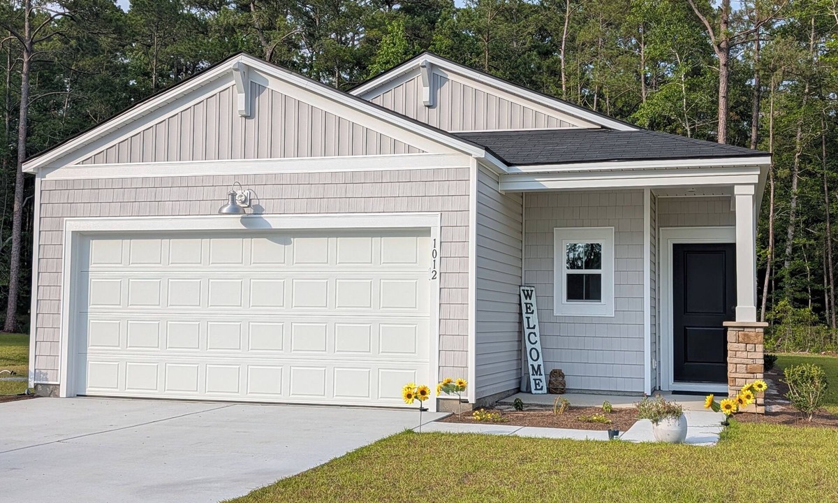 Carolina Shores House | Relax in Calabash – New 3BR/2BA Home Just Minutes to Beaches, Golf & Seafood