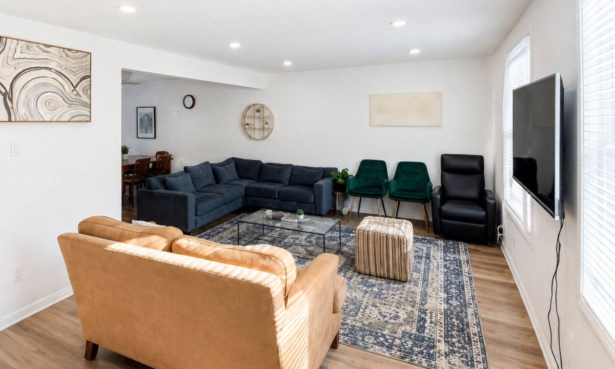 Charlotte House | Room for everyone in this spacious 5-bedroom retreat! Gather, relax, and unwind with a luxurious king suite, a fun pool table, and fast Wi-Fi — perfect for family reunions and group getaways alike.