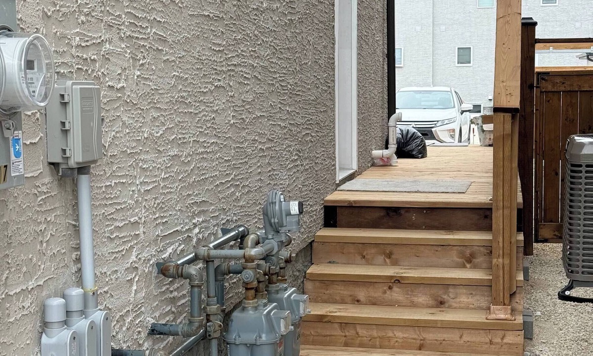 Fort Gary House | Room-haven in the Prairies Full 2BR