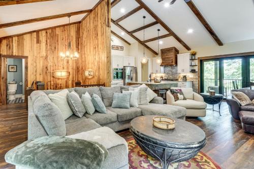 Hurdle Mills House | Roxboro Lake Family Retreat and Spa