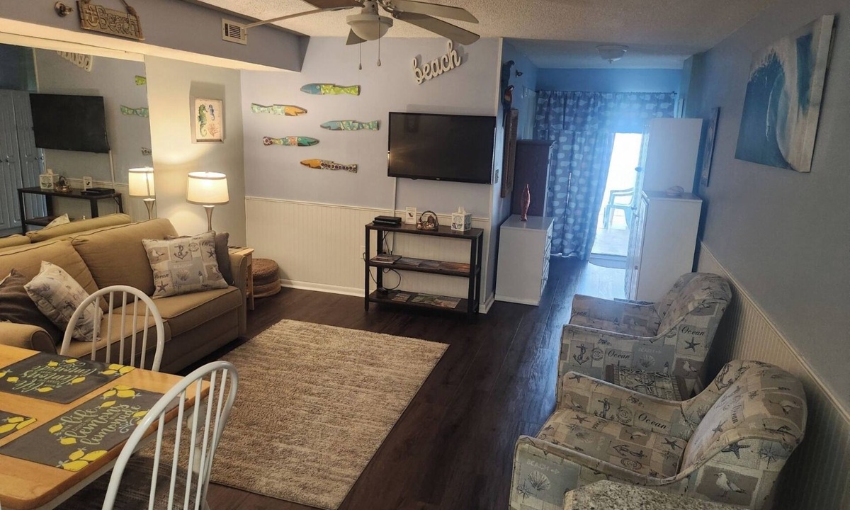 Crescent Beach Condo | 🐬San-A-Bel🐬Ocean Front 2BR Condo~ Balcony~Outdoor HotTub~Pool👣Bring FlipFlops