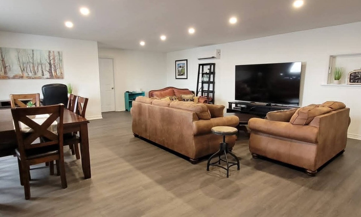 Hopewell Cape House | Single level home by Hopewell Rocks