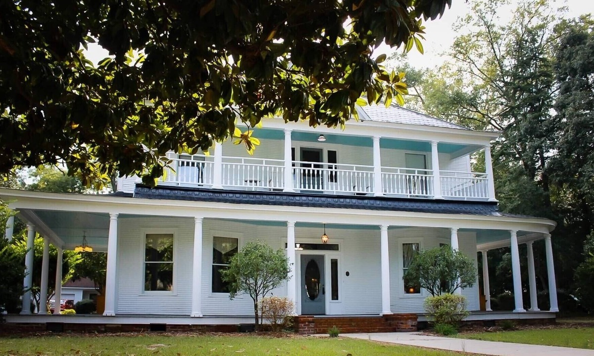 Batesburg-Leesville House | Southern Mansion Experience Event Wedding Venue 120 Yr Old House & Gardens
