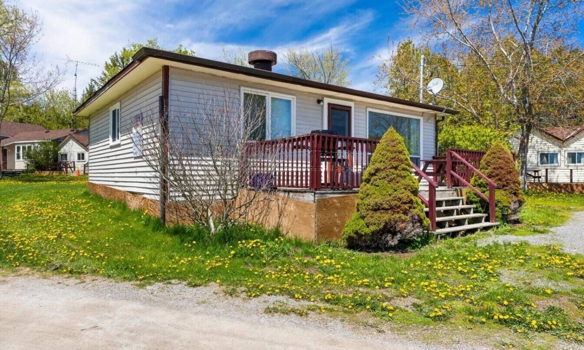 Otonabee-South Monaghan Cabin | Spacious Family Getaway | Quiet & Scenic