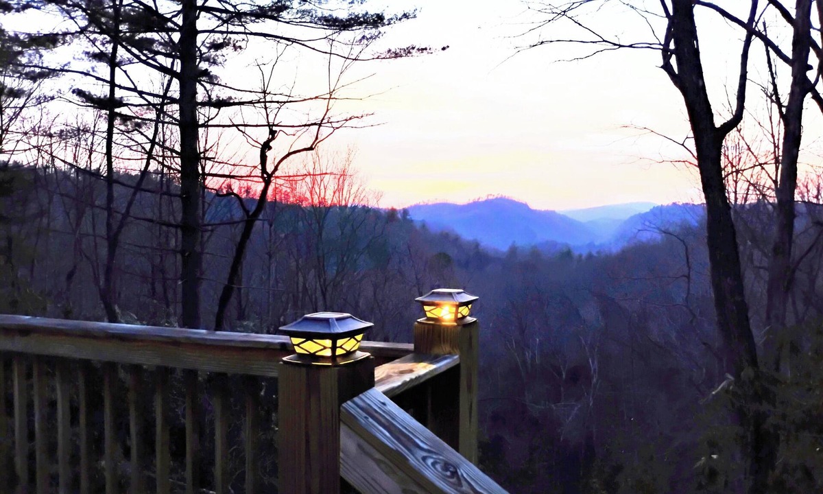 Rosman House | Spectacular mountain views, waterfalls, hike, bike, kayak at your doorstep!