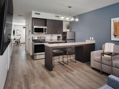 Irmo Hotel | stayAPT Columbia-Irmo/Harbison