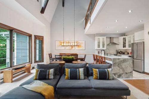 Mont-Tremblant Apartment | Steps to Adventure - Manoir 118-10