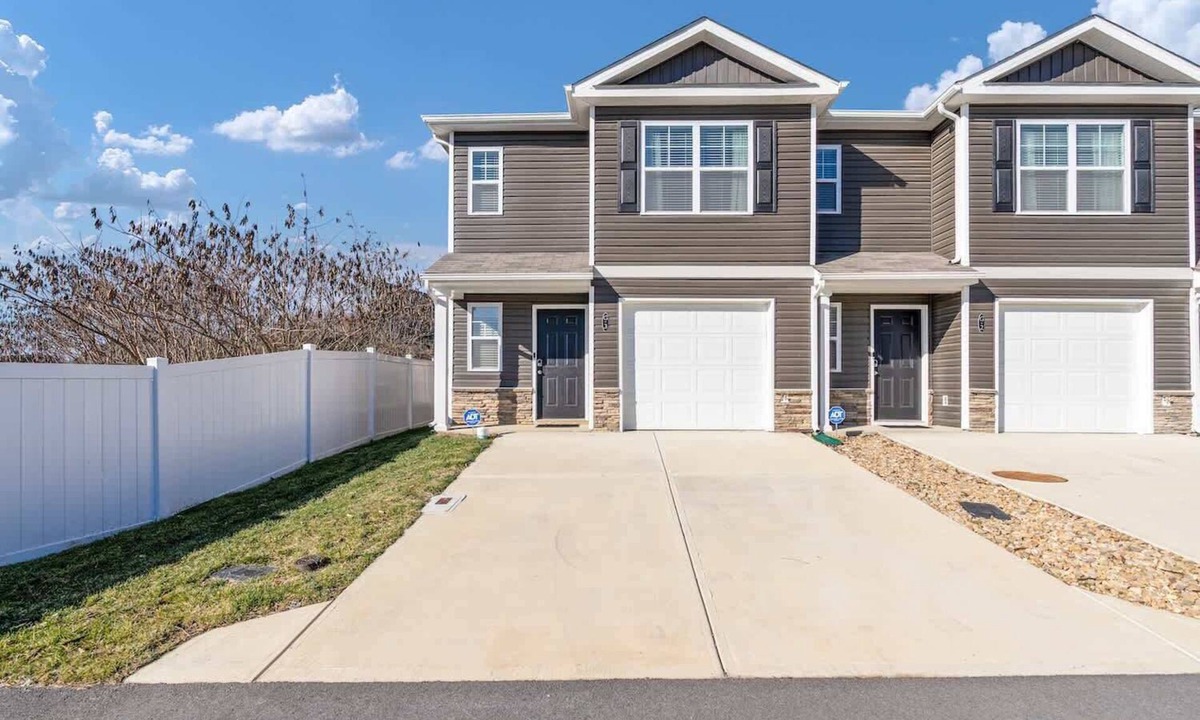 Bluff City House | Stylish 3BR Getaway across Bristol Speedway