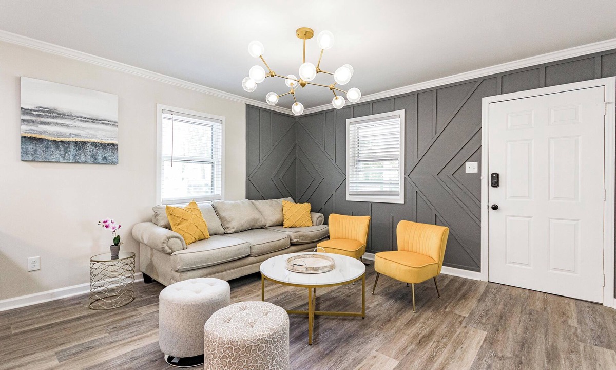East Durham House | Stylish house close to Downtown -starts at 3.5k/month