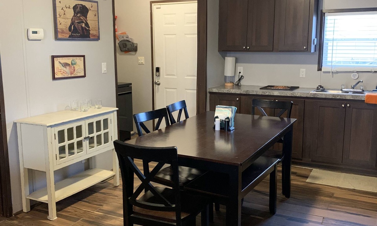 Wynnburg House | The Cabin @ Reelfoot Lake , 4-bedroom mobile home across from Reelfoot Lake