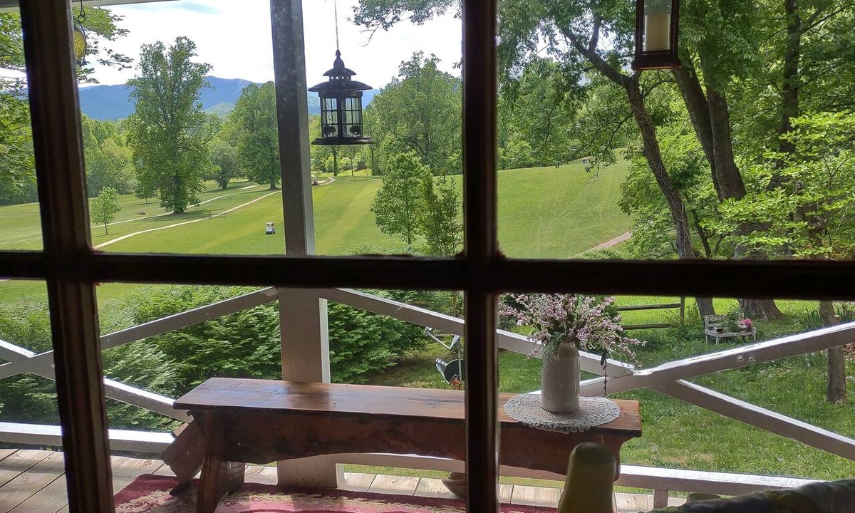 Franklin Cottage | The Little White Dogwood cabin. Time is priceless