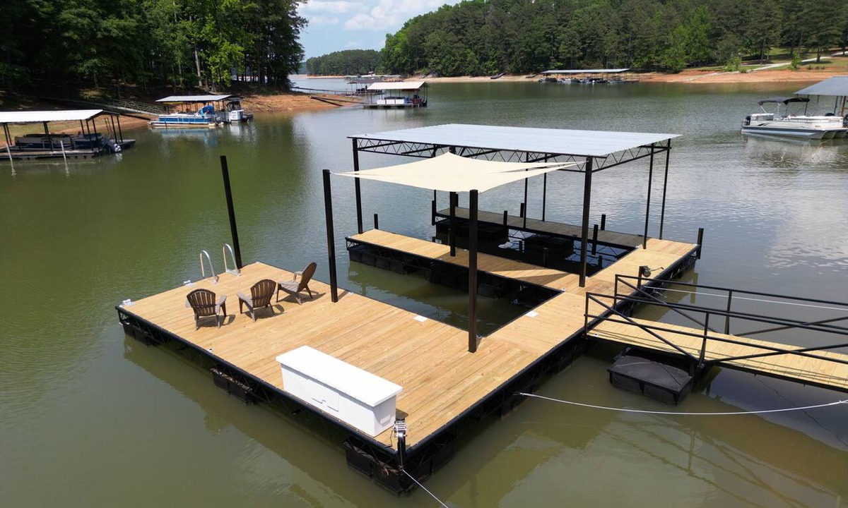 Gumlog House | The Overlook - Lakefront, dog friendly, double slip dock, hot tub, & much more!