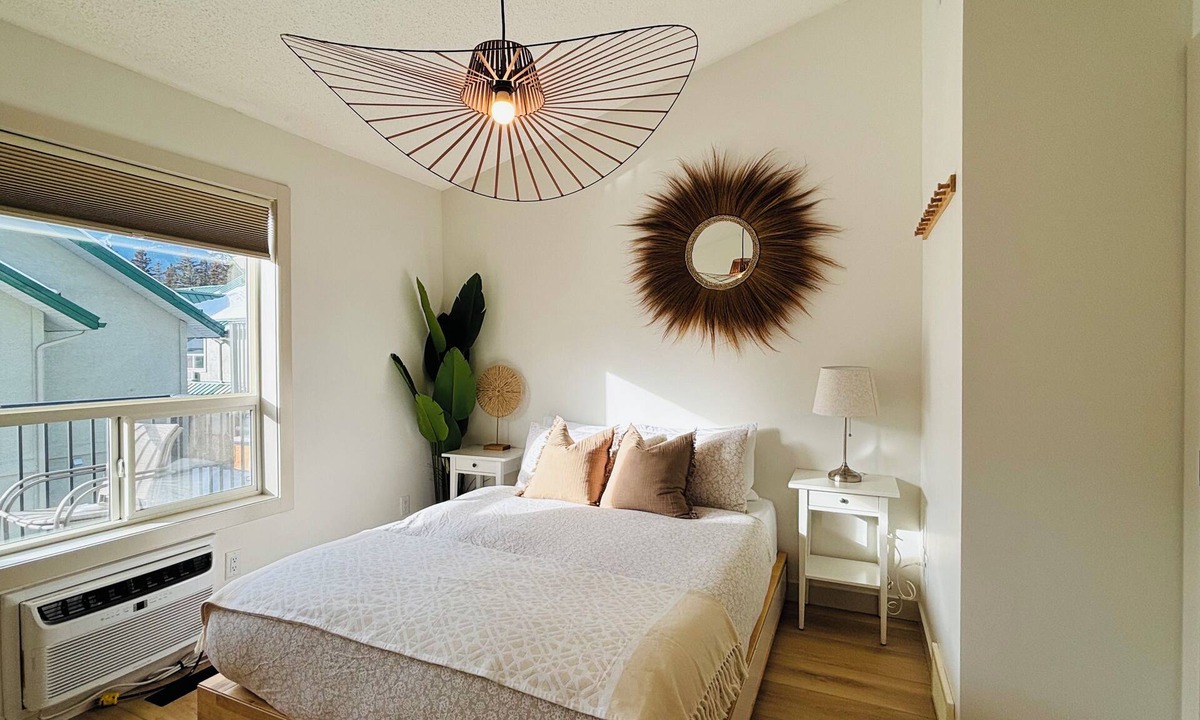 Harvie Heights House | The overlook stay Free parking 35