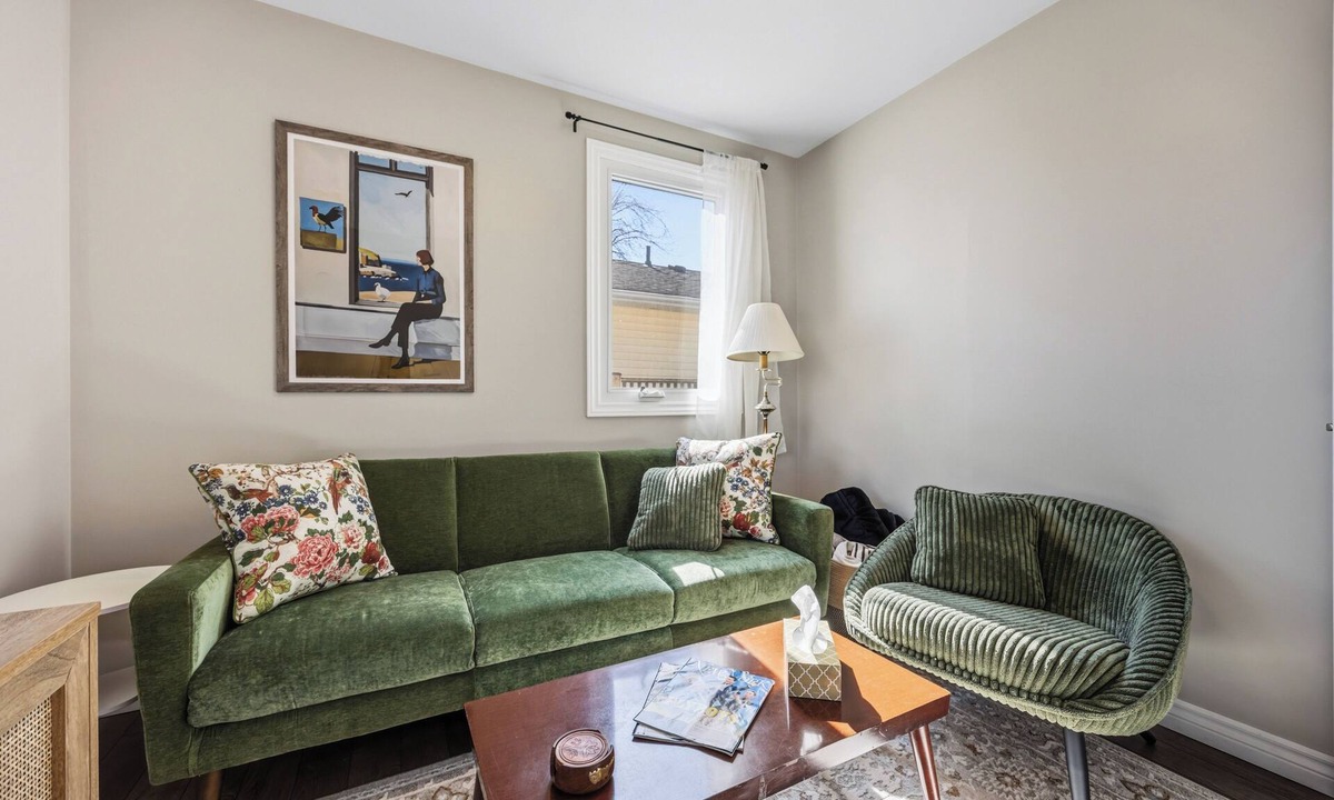 Sarnia House | The Summer House