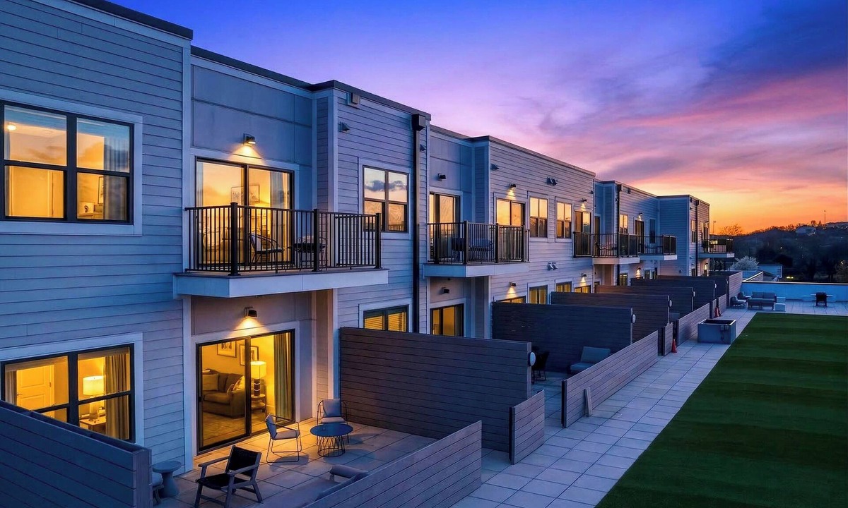 Midtown House | Walkable Hillsboro Village + Terrace | Near Downtown + Music Row | Belcourt